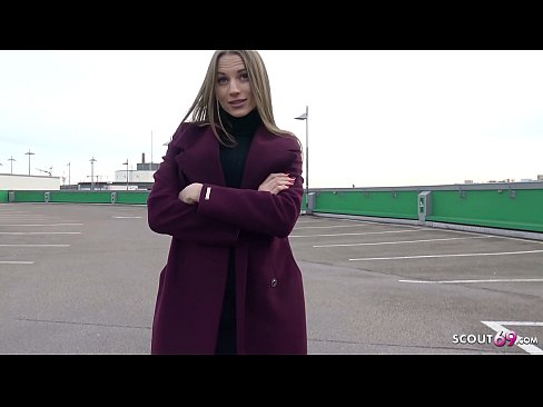❤️ VĀCU SKAUTS IR SAPNIS, PIESKARAS STEELE, AUTOSTĀVVIETA TELLTALE UN SEXY PAR NAUDU ❤❌ Sekss pie mums ❌️❤