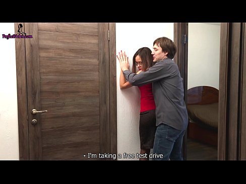 ❤️ Seksuāla nekustamo īpašumu pārstāve jutekliski džerkstina savu pīli un drāž, pārdodot savu dzīvokli - Krempai ❤❌  Sekss pie mums ❌️❤